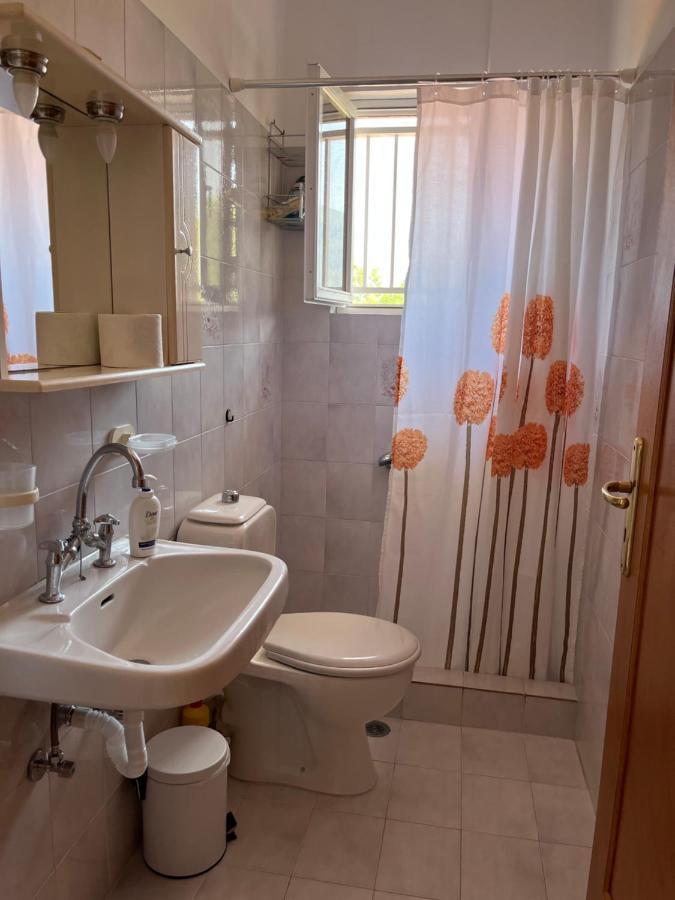 Koulouras Holiday Apartments Nikolaiika Екстер'єр фото