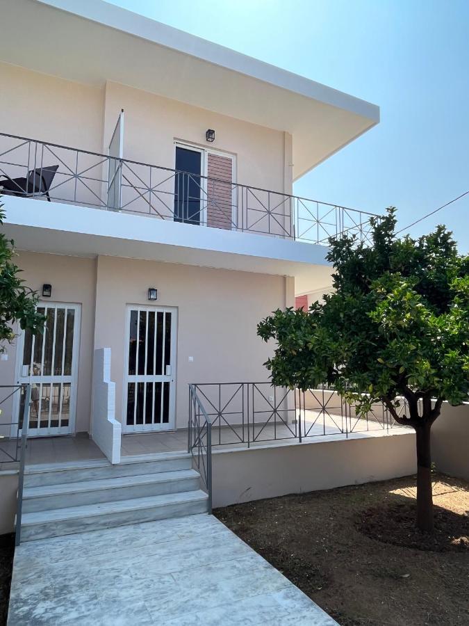 Koulouras Holiday Apartments Nikolaiika Екстер'єр фото