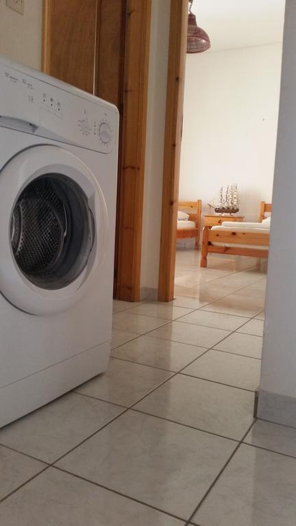 Koulouras Holiday Apartments Nikolaiika Екстер'єр фото